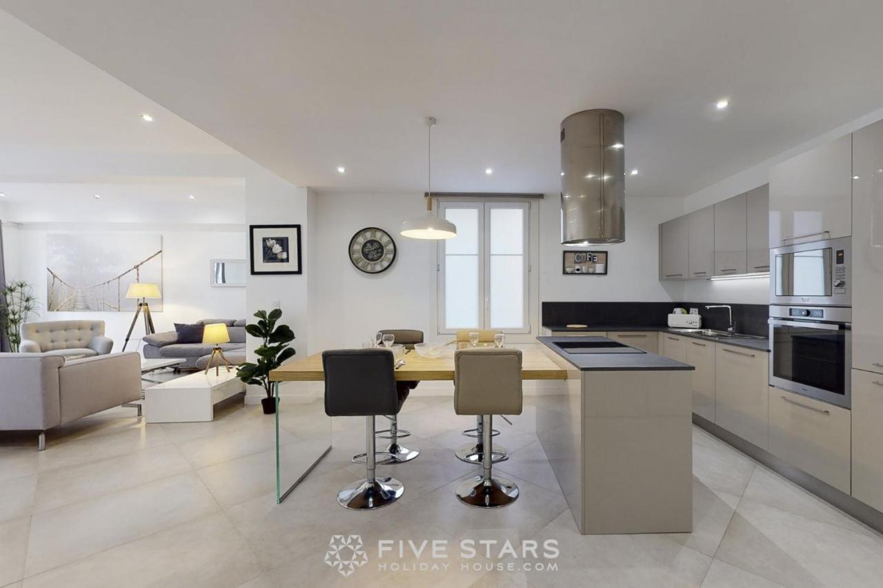 Apartment Grand Promenade Five Stars House *