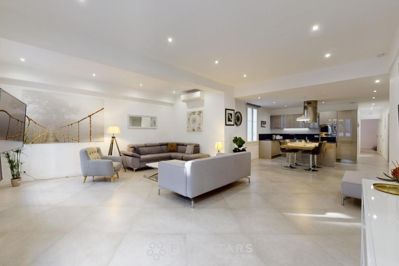 Grand Promenade Five Stars House Apartment